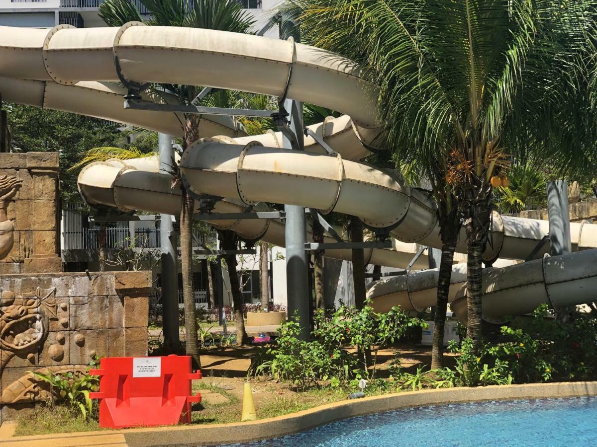 Swiss Garden Residence Pool Sea View Beach Resort Luxury Apartment & Family Suite Kuantan Exterior foto