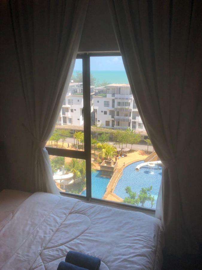 Swiss Garden Residence Pool Sea View Beach Resort Luxury Apartment & Family Suite Kuantan Exterior foto